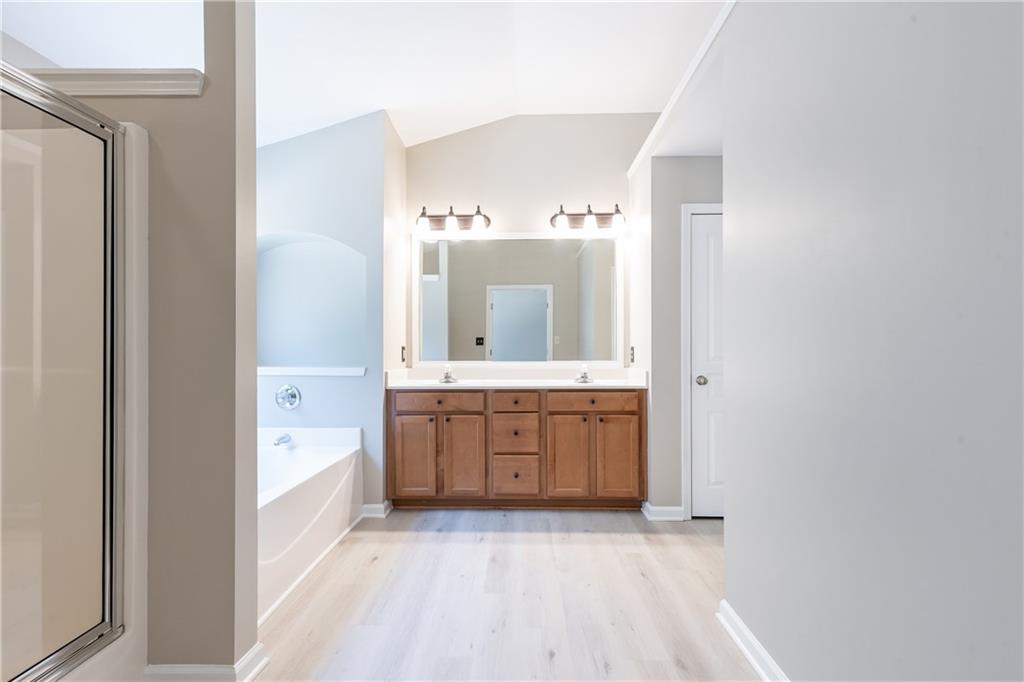 3035 Cross Creek Drive Unit 135