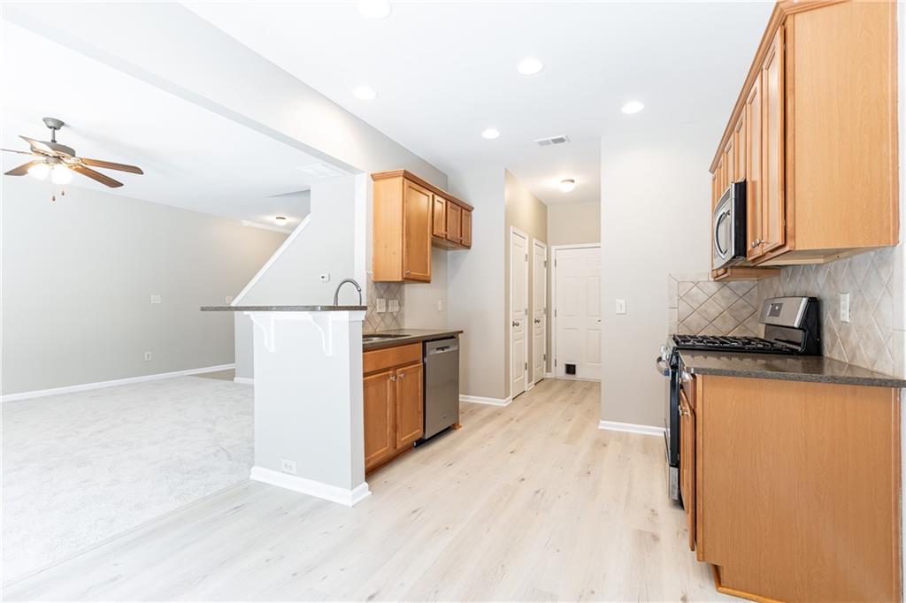 3035 Cross Creek Drive Unit 135