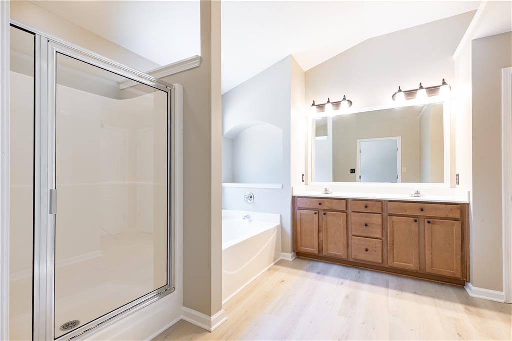 3035 Cross Creek Drive Unit 135