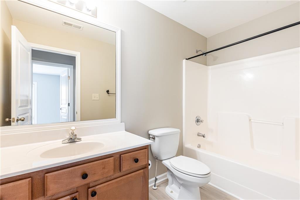 3035 Cross Creek Drive Unit 135