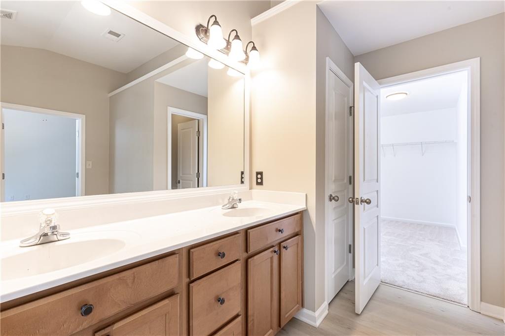 3035 Cross Creek Drive Unit 135