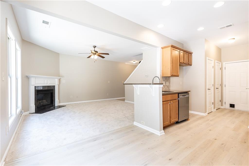 3035 Cross Creek Drive Unit 135