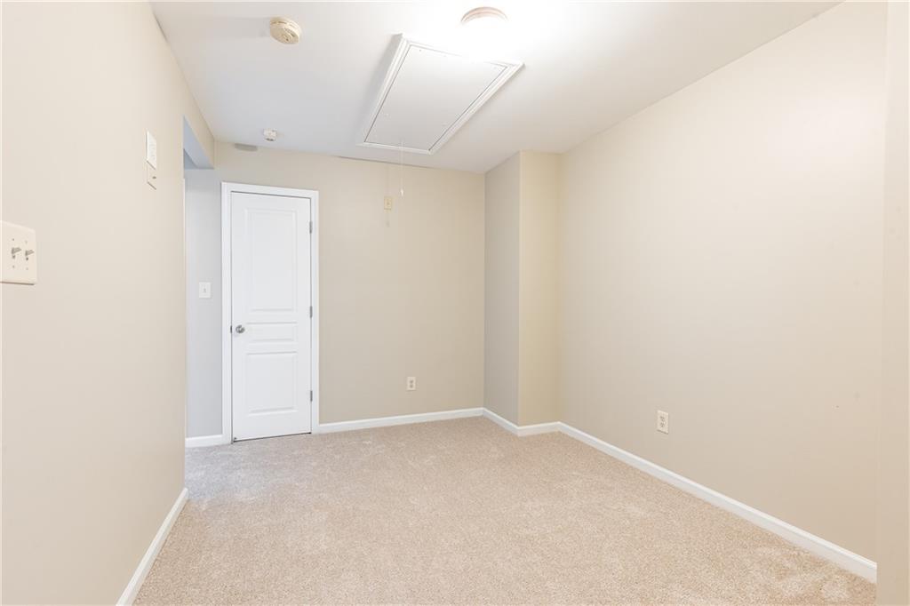 3035 Cross Creek Drive Unit 135