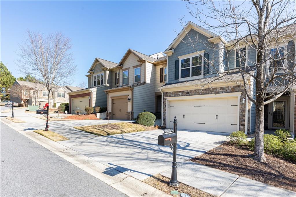 3035 Cross Creek Drive Unit 135