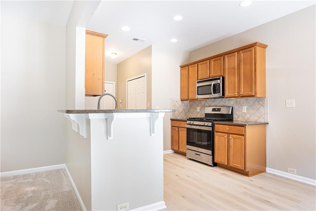 3035 Cross Creek Drive Unit 135