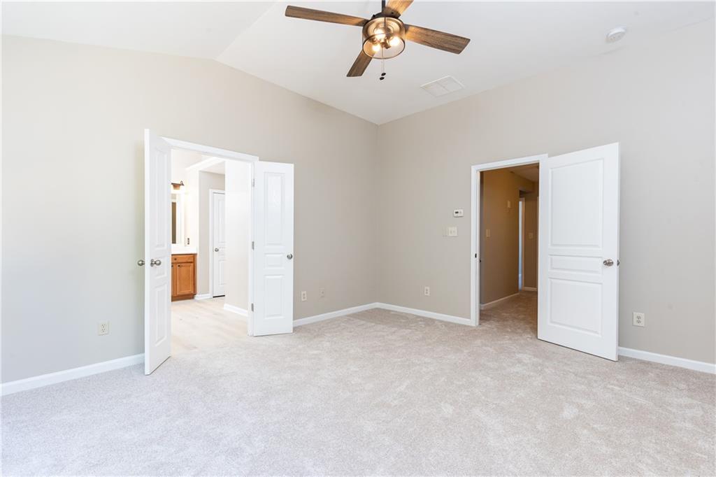 3035 Cross Creek Drive Unit 135