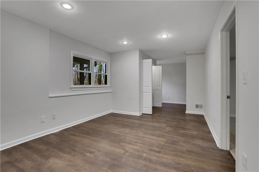 208 Shadowlawn Road SE