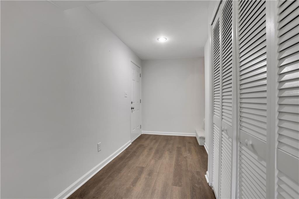 208 Shadowlawn Road SE
