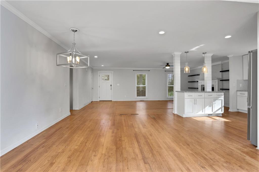 208 Shadowlawn Road SE