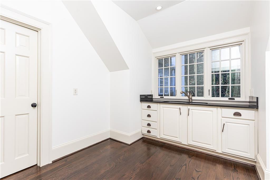 4322 Sentinel View NW
