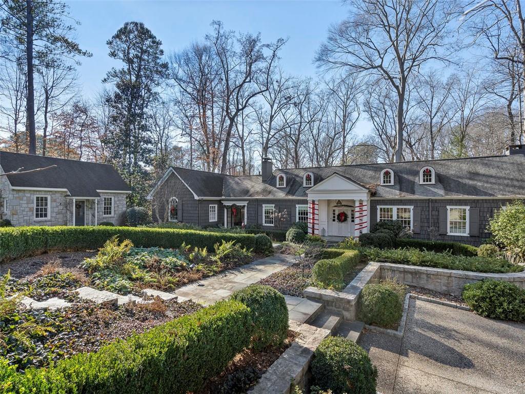 1290 W Wesley Road NW