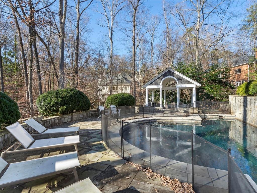 1290 W Wesley Road NW