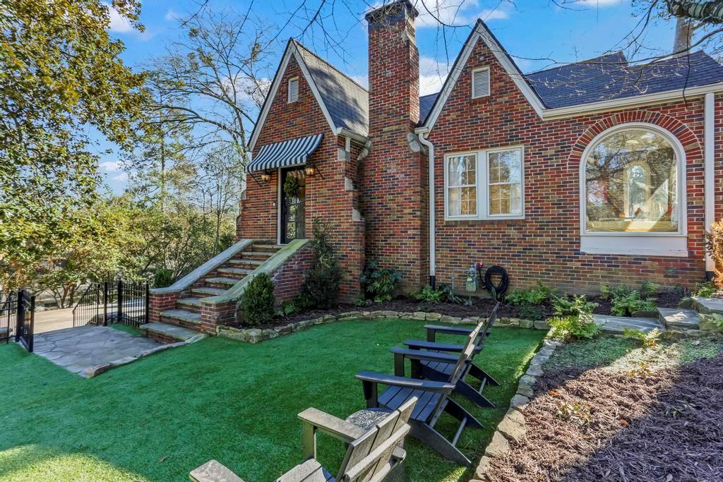 820 Wilson Road NW