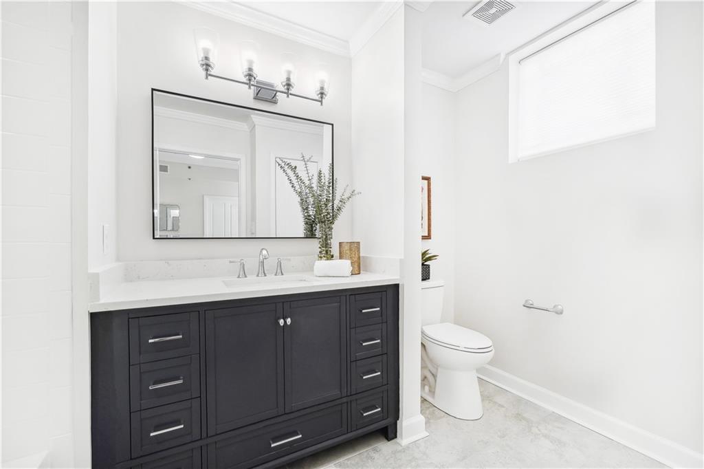 1101 Juniper Street NE Unit 231