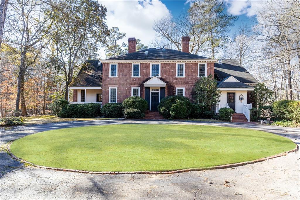 1961 River Forest Road NW