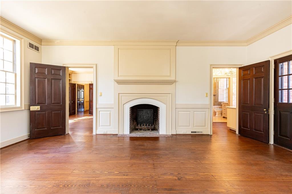 1961 River Forest Road NW