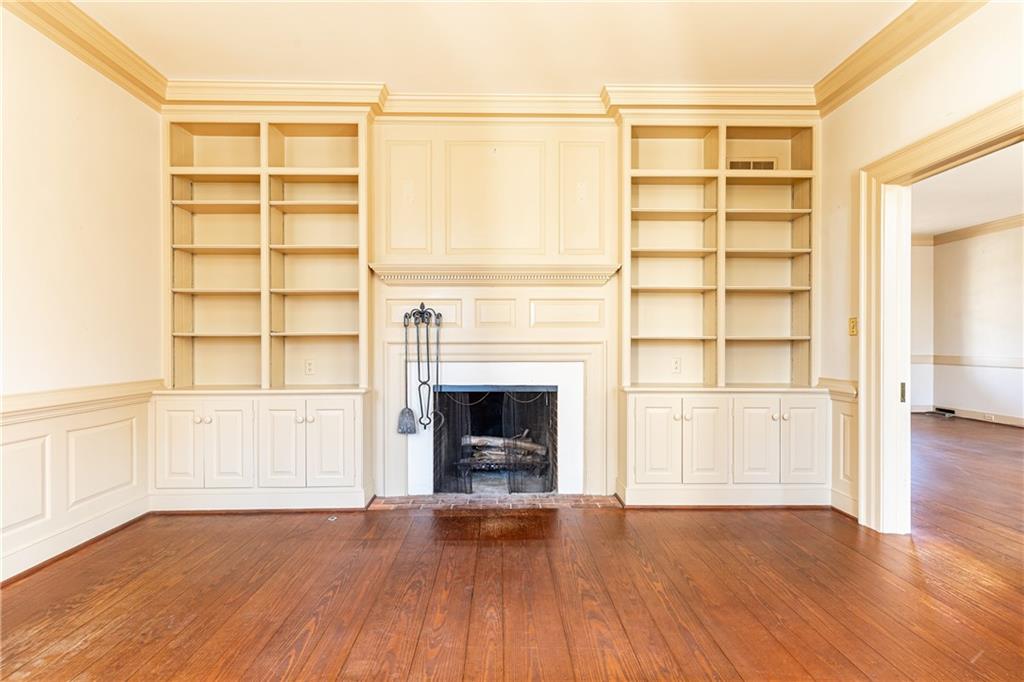 1961 River Forest Road NW