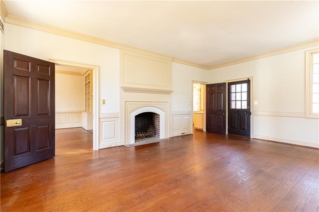 1961 River Forest Road NW