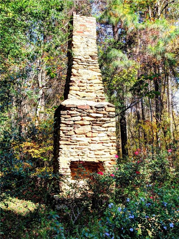 4687 Amberwood Trail
