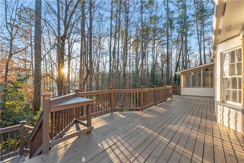4687 Amberwood Trail