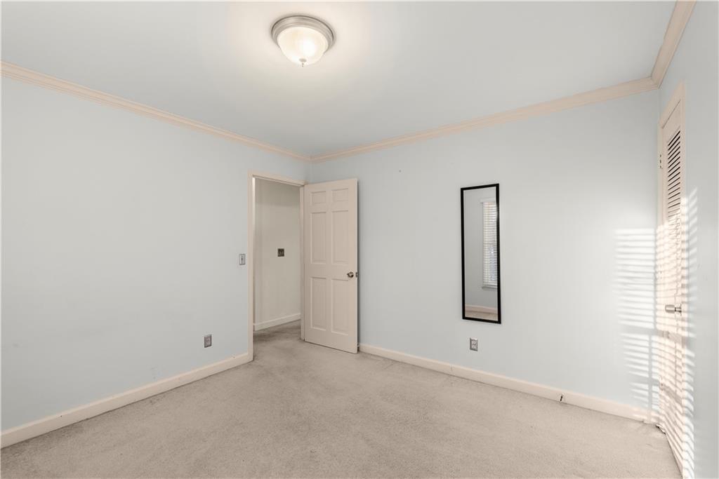 4687 Amberwood Trail