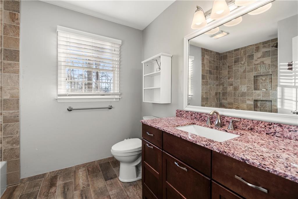 4687 Amberwood Trail