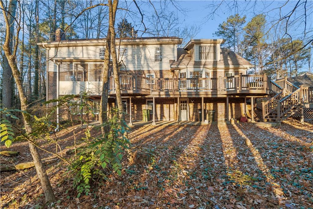 4687 Amberwood Trail