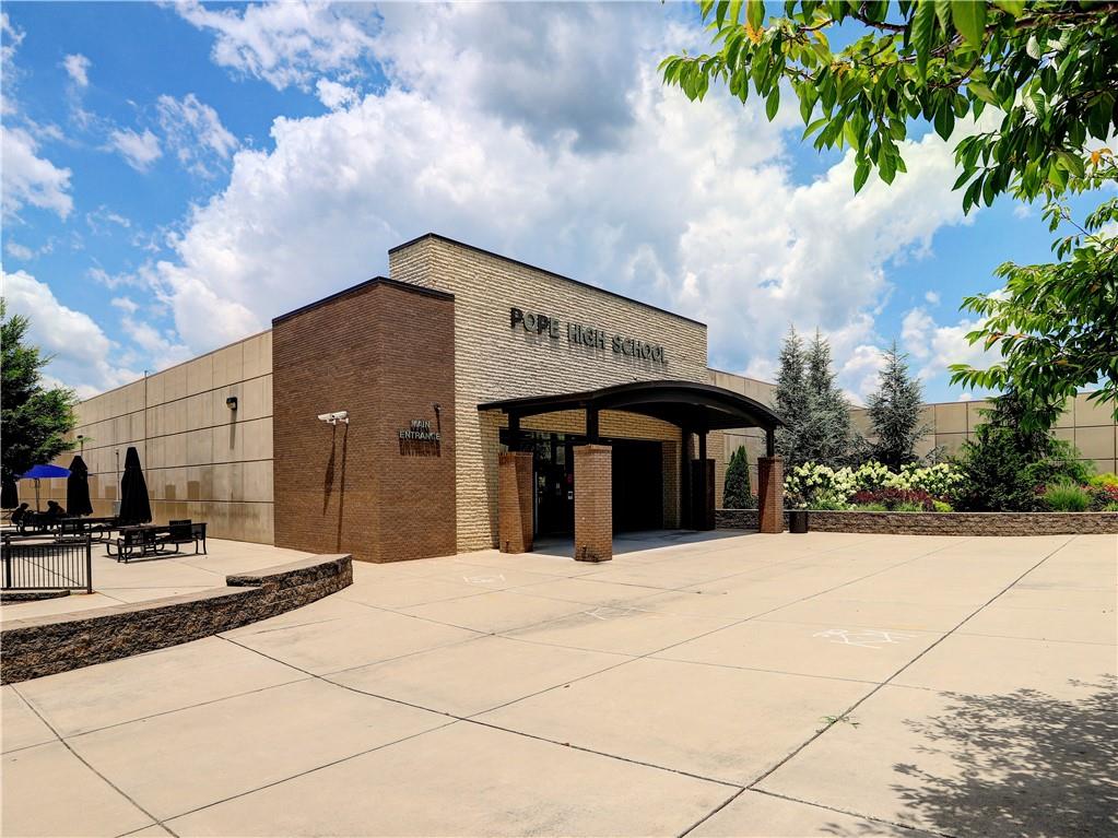 4687 Amberwood Trail