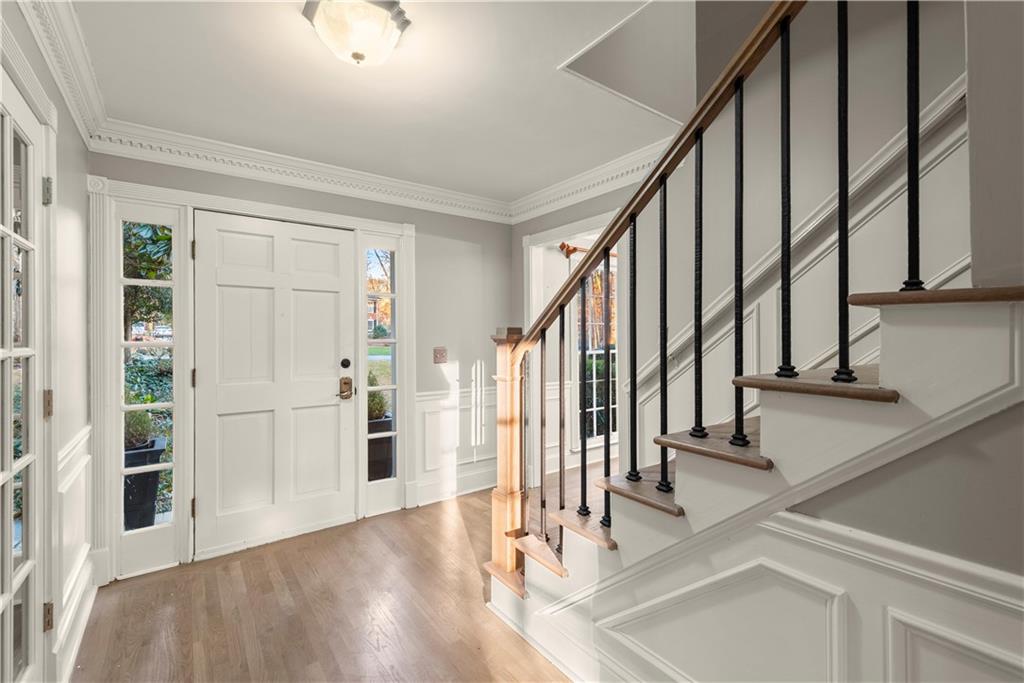 4687 Amberwood Trail