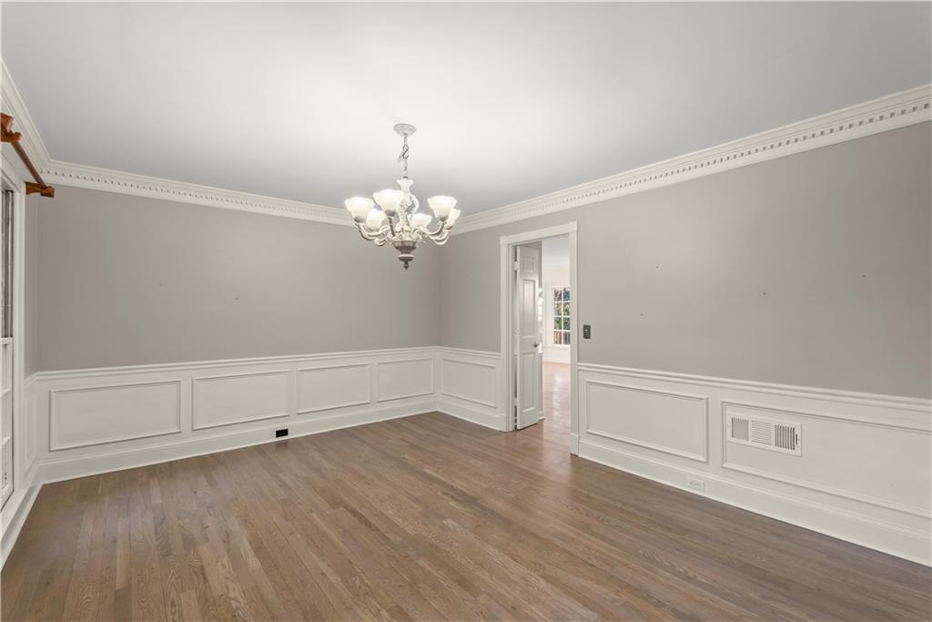 4687 Amberwood Trail