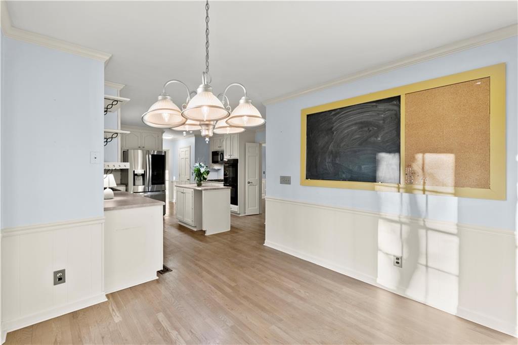 4687 Amberwood Trail