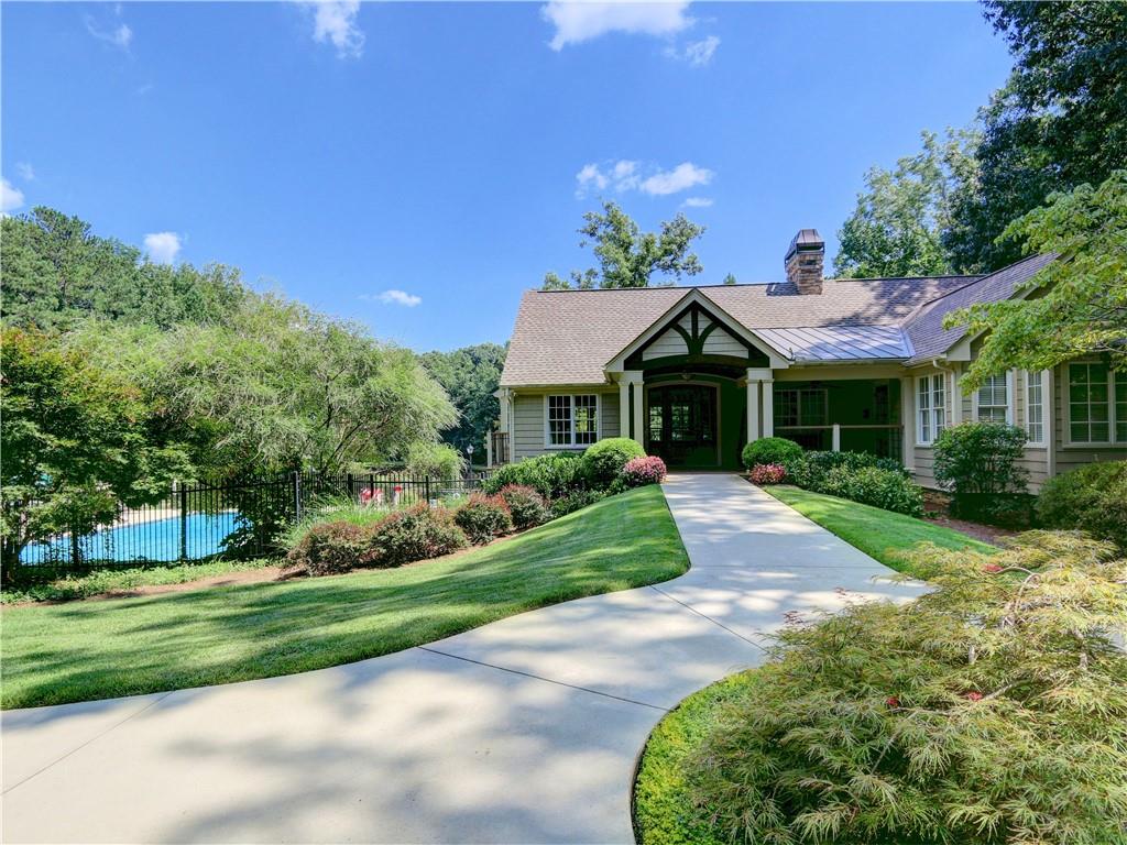 4687 Amberwood Trail