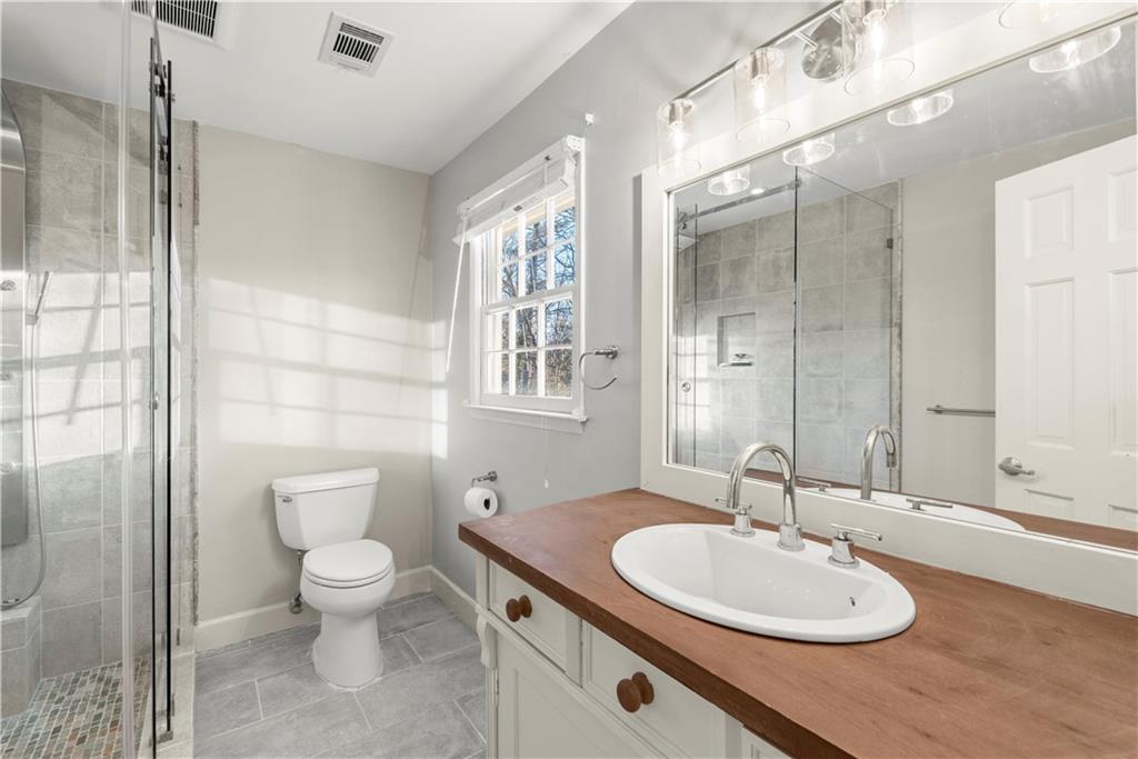 4687 Amberwood Trail
