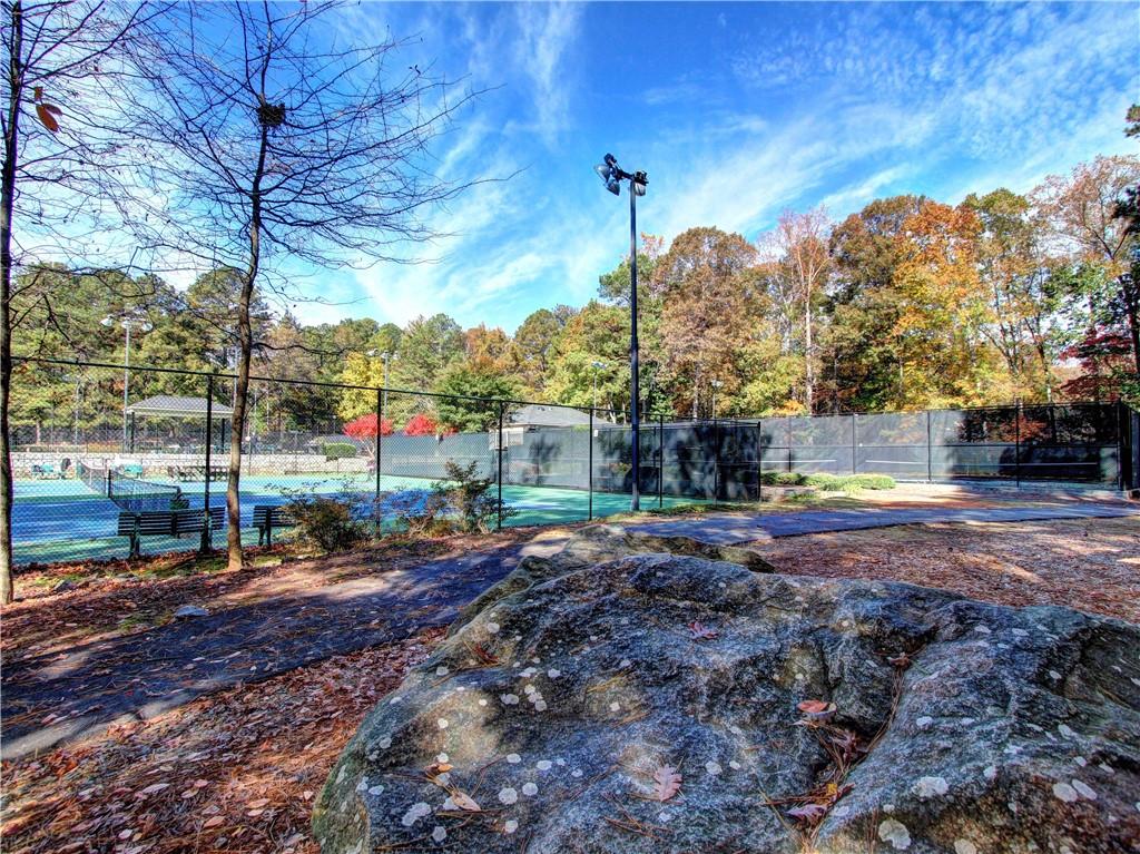 4687 Amberwood Trail