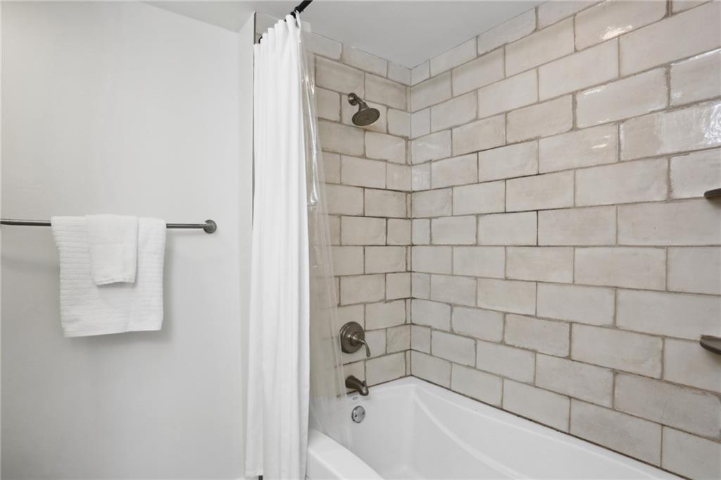 1130 Piedmont Avenue NE Unit 606