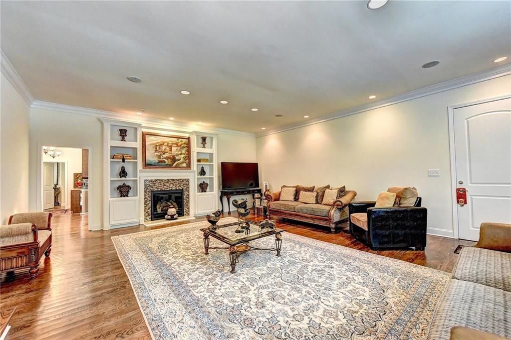 485 Valley Road