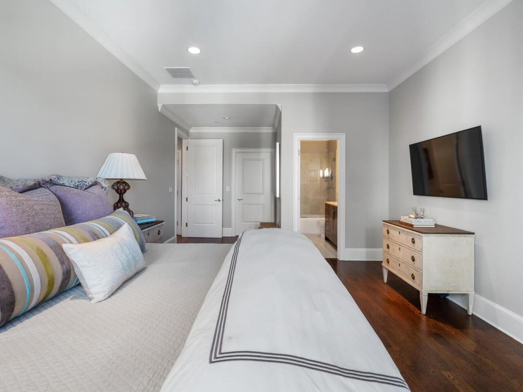 2500 Peachtree Road NW Unit 506N