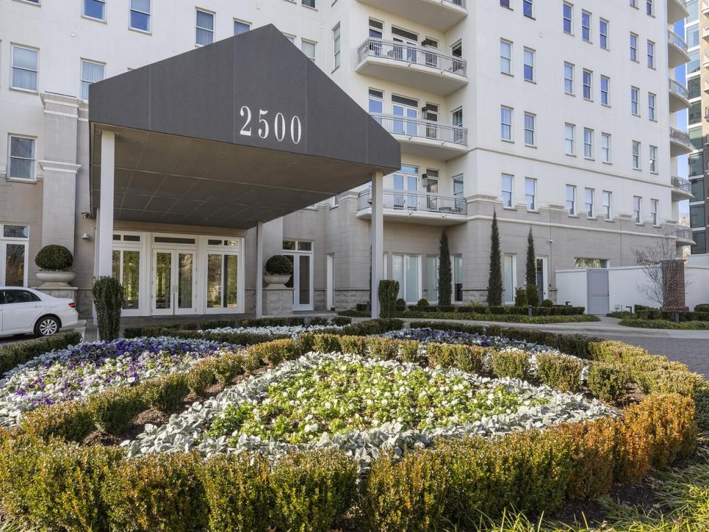2500 Peachtree Road NW Unit 506N