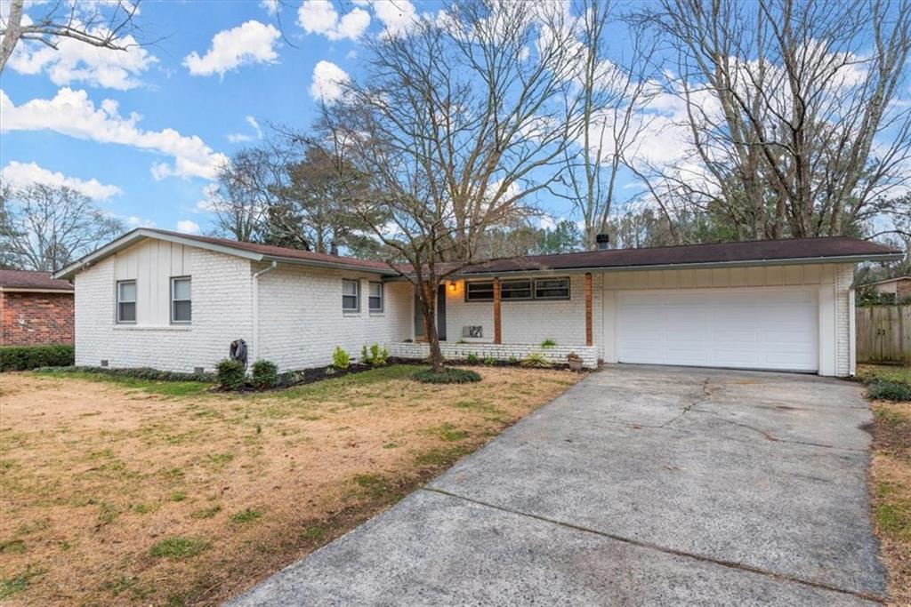 2440 Crockett Drive SE