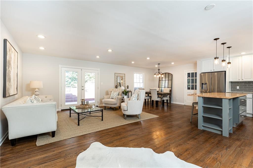 6536 Wright Road