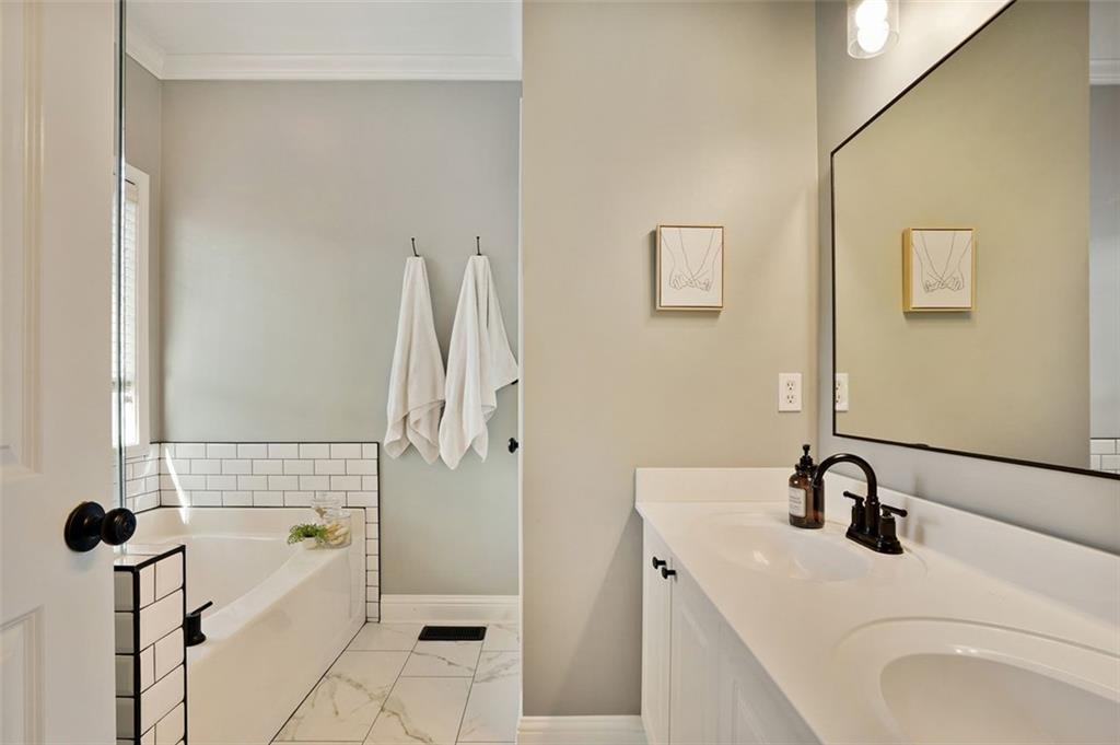 1818 Dupont Avenue NW
