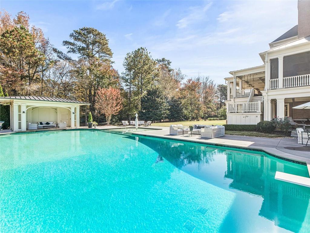 3010 Lancaster Square