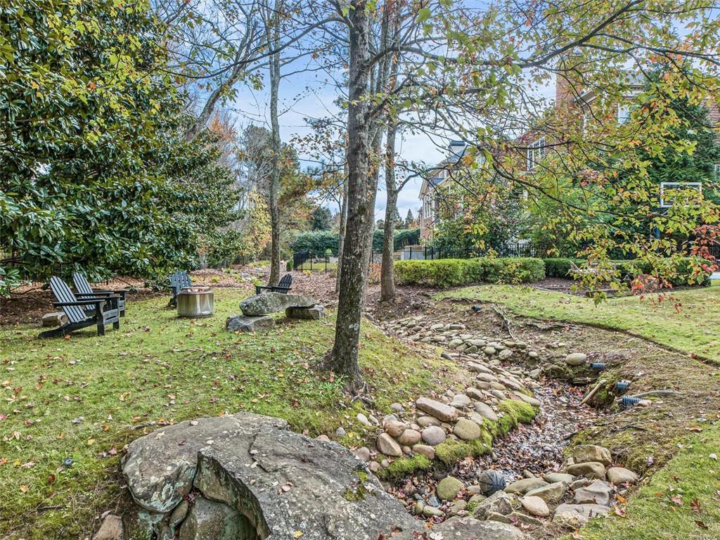 3010 Lancaster Square