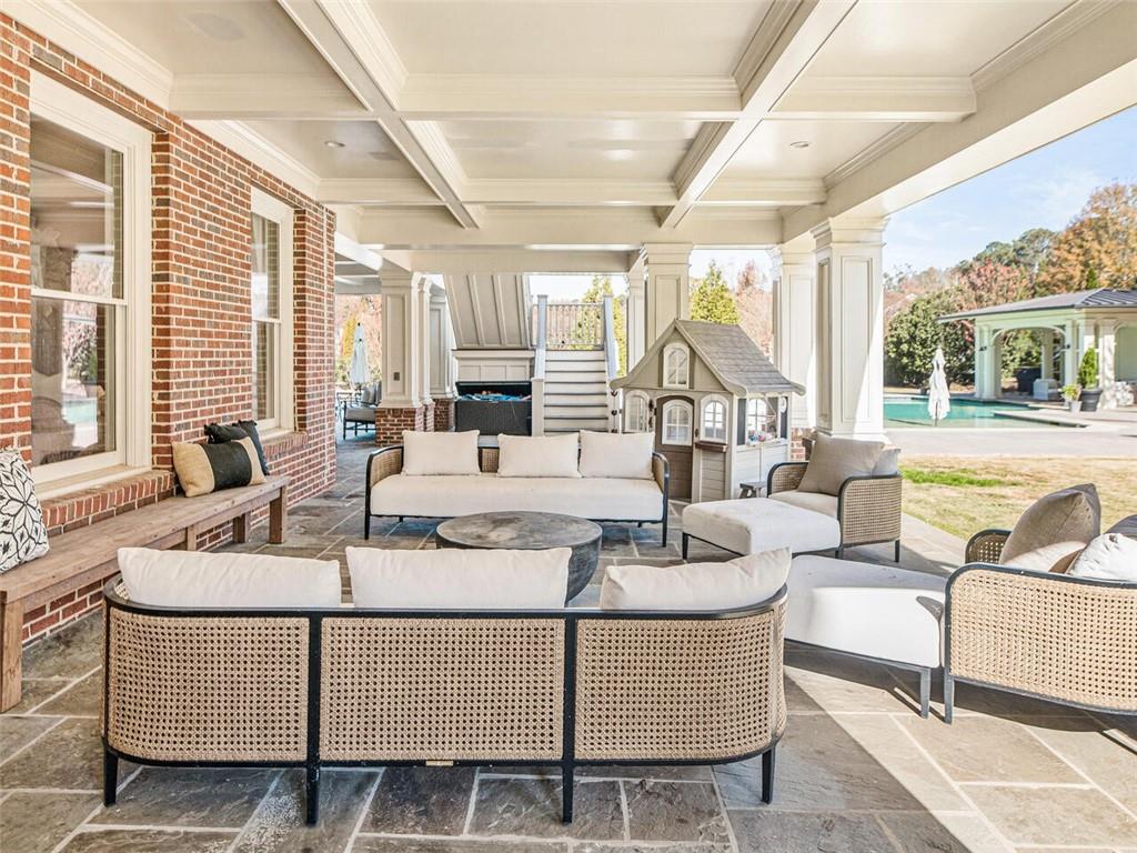3010 Lancaster Square