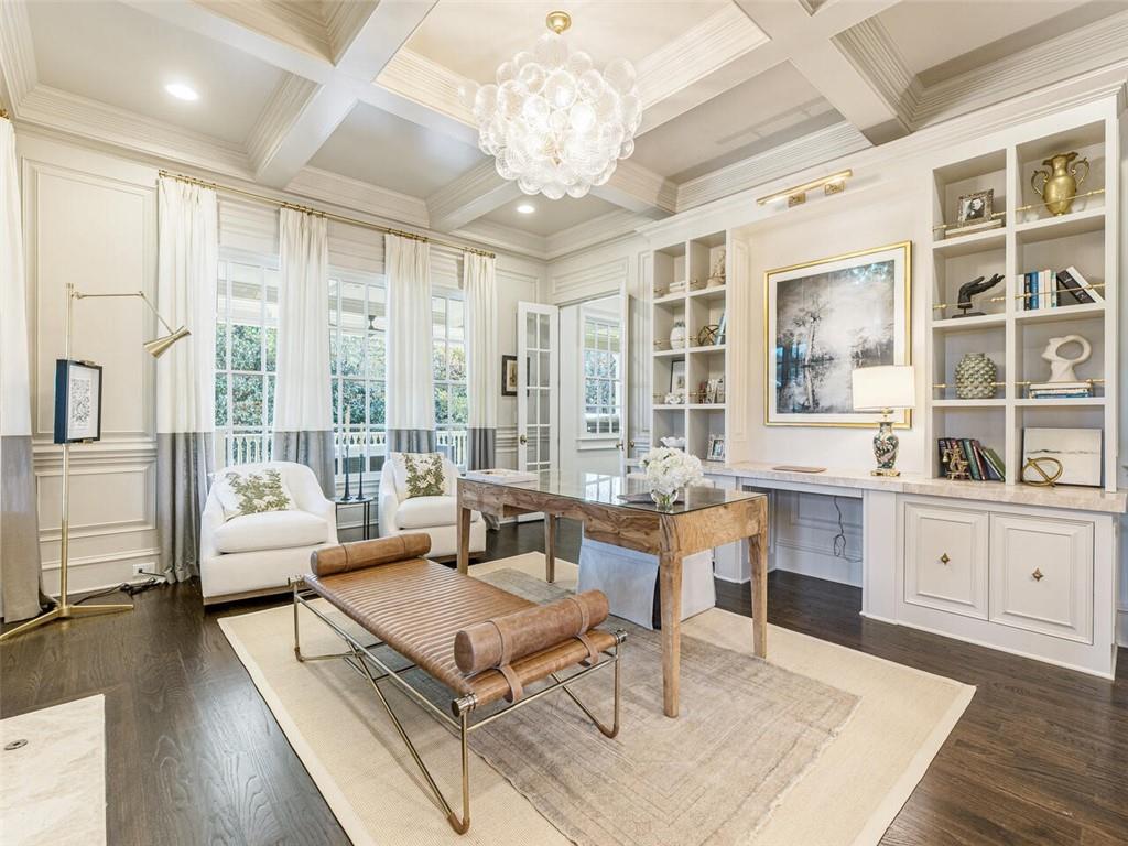 3010 Lancaster Square