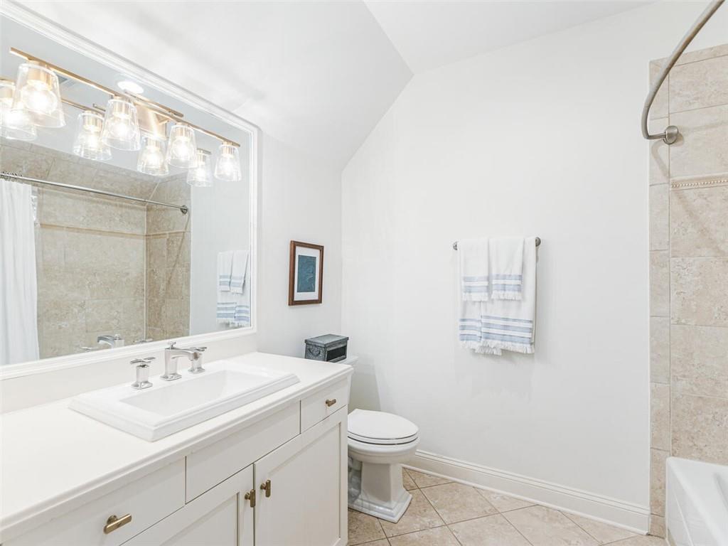 3010 Lancaster Square