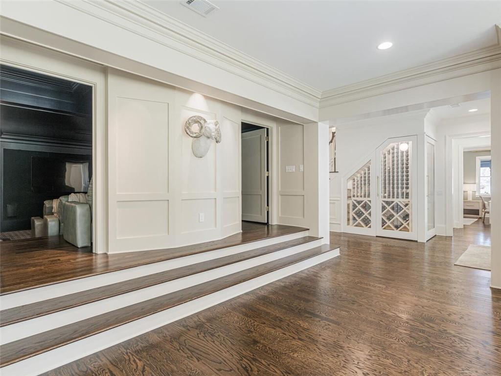 3010 Lancaster Square