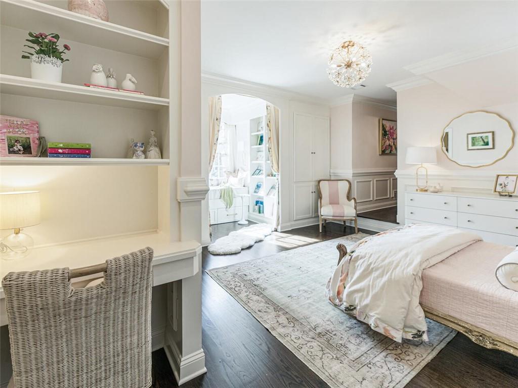3010 Lancaster Square