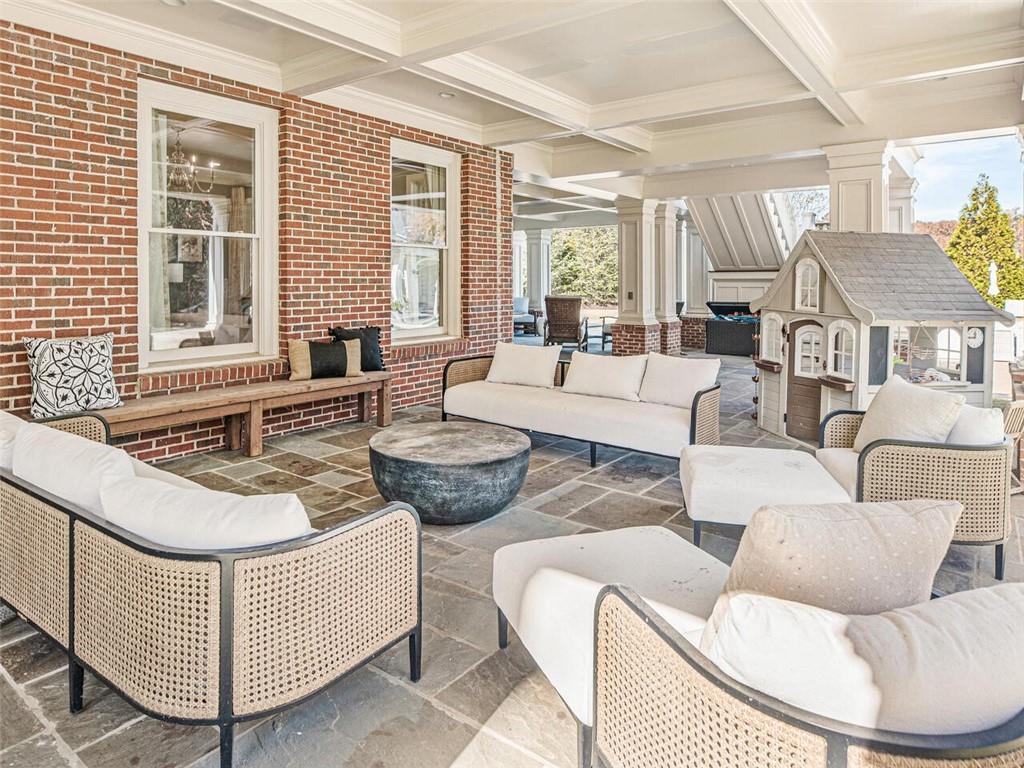 3010 Lancaster Square