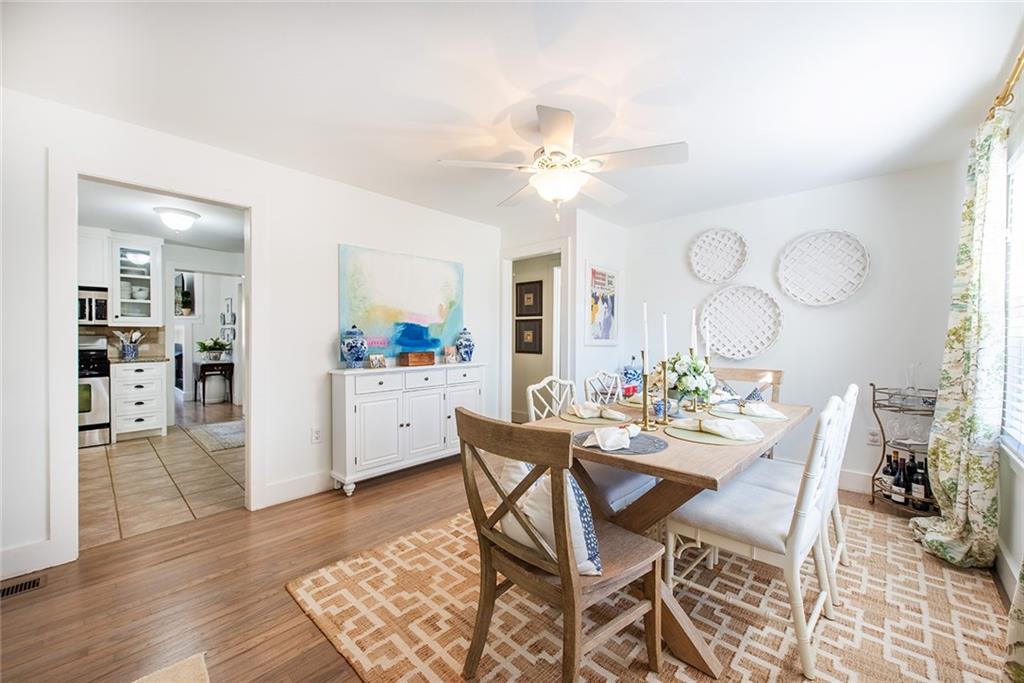 2796 Georgian Drive W